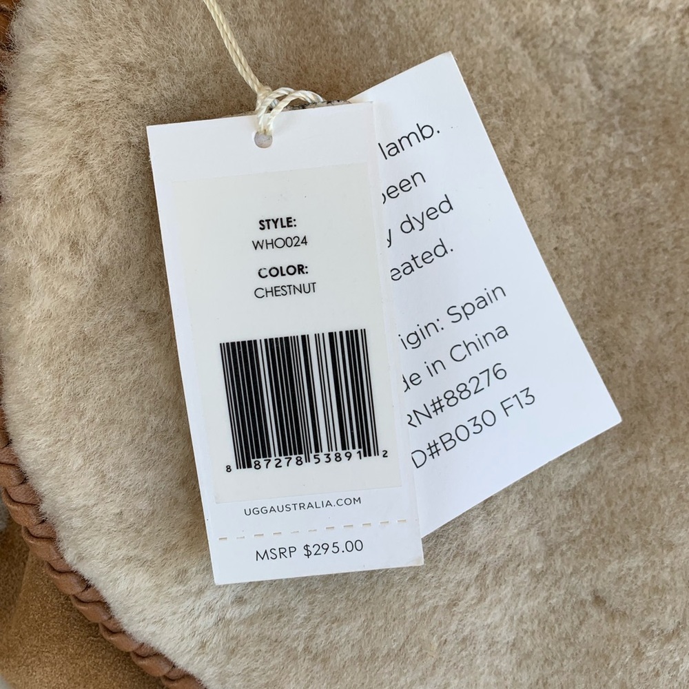 Authentic UGG Shoulder Bag - NWT - RARE - Picture 15 of 16